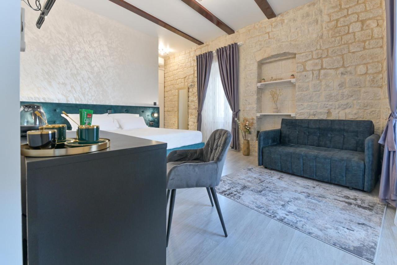Luxury Rooms "Kaleta" Trogir Eksteriør billede